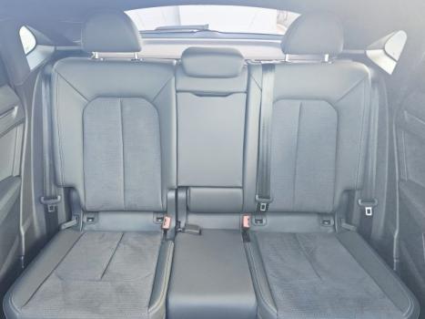 AUDI Q3 1.4 4P 35 TFSI BLACK S LINE S-TRONIC AUTOM�TICO, Foto 7