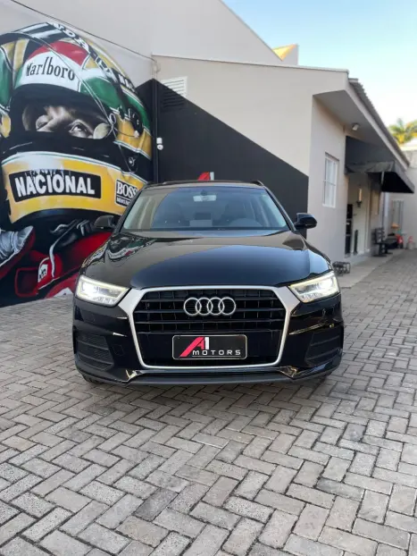 AUDI Q3 1.4 4P TFSI AMBIENTE S-TRONIC AUTOMTICO, Foto 2