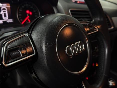 AUDI Q3 1.4 4P TFSI AMBIENTE S-TRONIC AUTOM�TICO, Foto 10