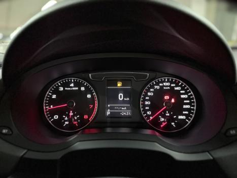 AUDI Q3 1.4 4P TFSI AMBIENTE S-TRONIC AUTOMÁTICO, Foto 9