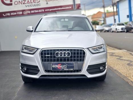 AUDI Q3 2.0 4P TFSI AMBIENTE QUATTRO S-TRONIC AUTOM�TICO, Foto 2