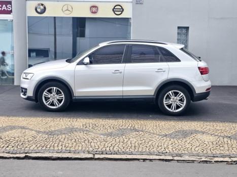 AUDI Q3 2.0 4P TFSI AMBIENTE QUATTRO S-TRONIC AUTOM�TICO, Foto 8