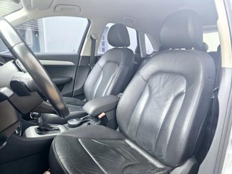 AUDI Q3 2.0 4P TFSI AMBIENTE QUATTRO S-TRONIC AUTOM�TICO, Foto 17