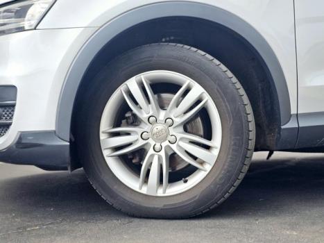 AUDI Q3 2.0 4P TFSI AMBIENTE QUATTRO S-TRONIC AUTOM�TICO, Foto 20