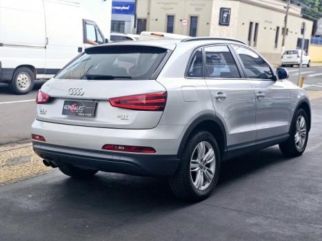 AUDI Q3 2.0 4P TFSI AMBIENTE QUATTRO S-TRONIC AUTOM�TICO, Foto 23