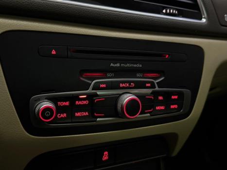 AUDI Q3 2.0 4P TFSI AMBIENTE QUATTRO S-TRONIC AUTOM�TICO, Foto 14