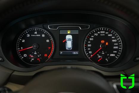 AUDI Q3 2.0 4P TFSI AMBITION QUATTRO S-TRONIC AUTOM�TICO, Foto 10