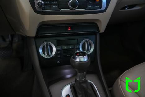 AUDI Q3 2.0 4P TFSI AMBITION QUATTRO S-TRONIC AUTOM�TICO, Foto 14