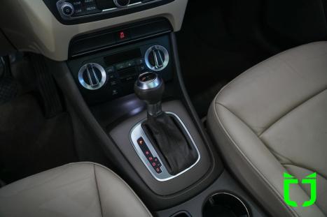 AUDI Q3 2.0 4P TFSI AMBITION QUATTRO S-TRONIC AUTOM�TICO, Foto 15