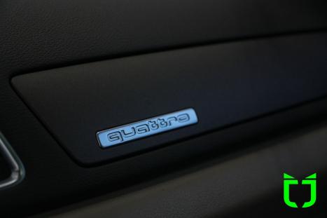 AUDI Q3 2.0 4P TFSI AMBITION QUATTRO S-TRONIC AUTOM�TICO, Foto 17