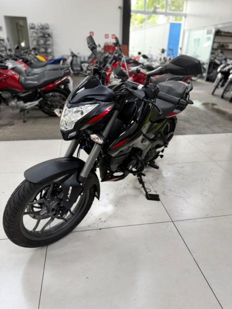 BAJAJ Dominar 160 , Foto 8