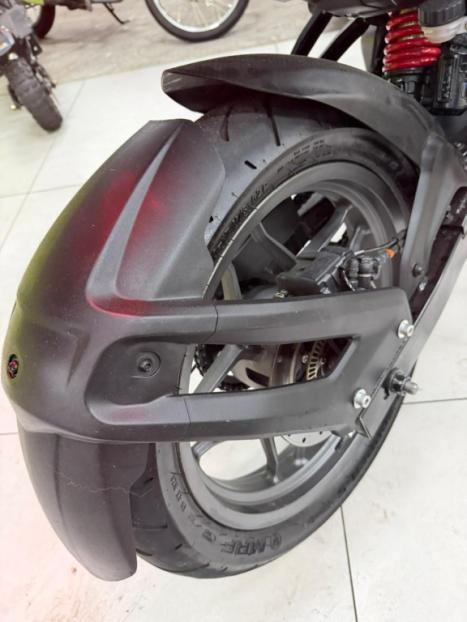 BAJAJ Dominar 160 , Foto 2