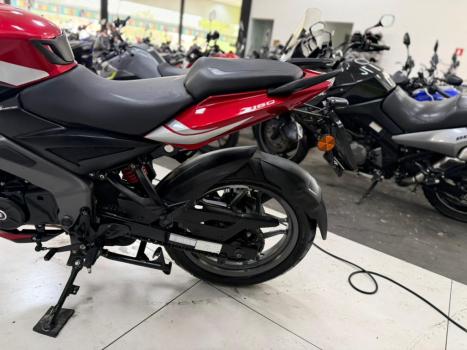 BAJAJ Dominar 160 , Foto 4