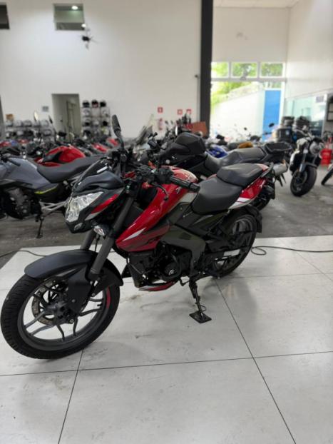 BAJAJ Dominar 160 , Foto 7