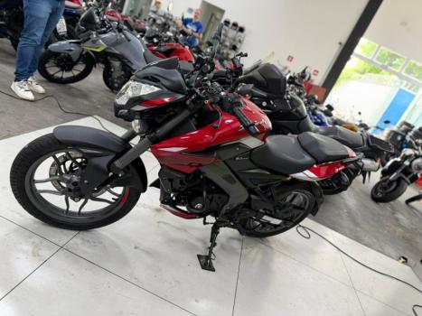 BAJAJ Dominar 160 , Foto 10