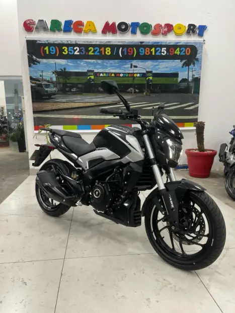 BAJAJ Dominar 200 , Foto 1