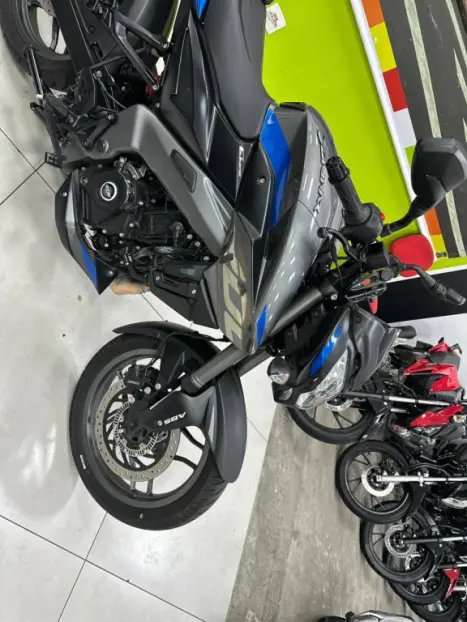 BAJAJ Dominar 200 , Foto 5 BAJAJ Dominar 200 , Foto 5