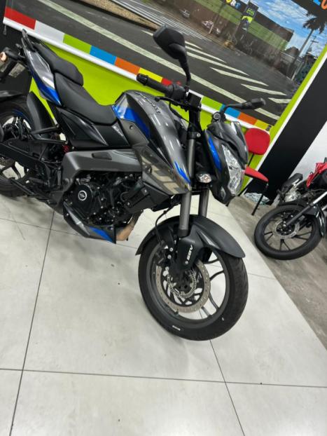 BAJAJ Dominar 200 , Foto 9 BAJAJ Dominar 200 , Foto 9