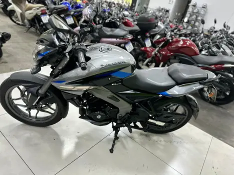BAJAJ Dominar 200 , Foto 11 BAJAJ Dominar 200 , Foto 11