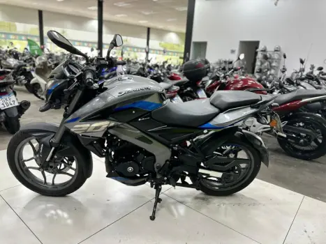 BAJAJ Dominar 200 , Foto 12 BAJAJ Dominar 200 , Foto 12