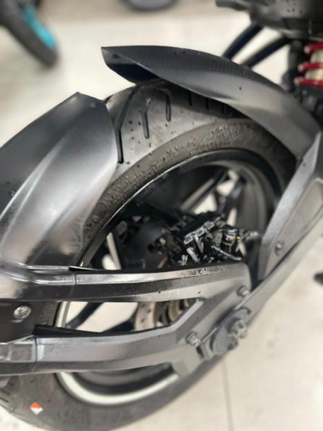 BAJAJ Dominar 200 , Foto 6