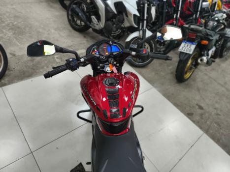 BAJAJ Dominar 200 , Foto 2