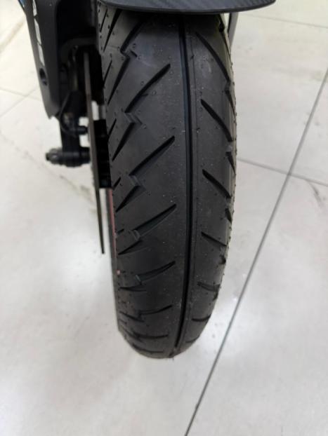 BAJAJ Dominar 200 , Foto 3