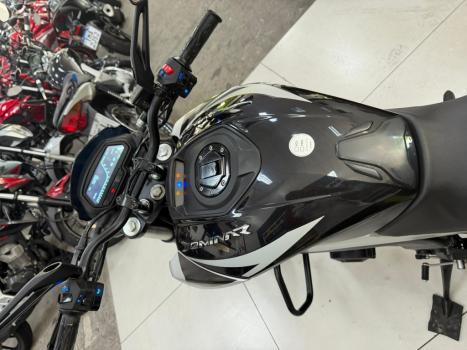 BAJAJ Dominar 250 , Foto 4