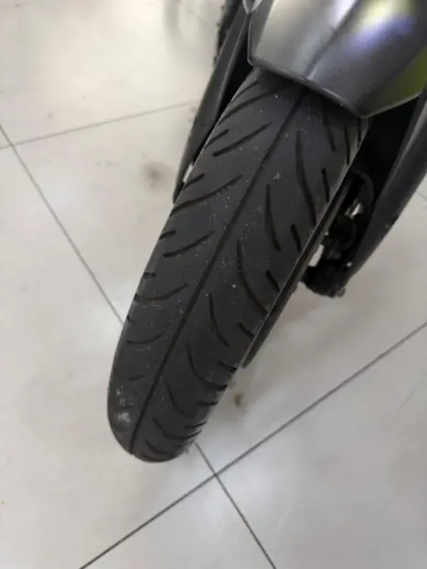 BAJAJ Dominar 250 , Foto 10