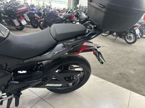 BAJAJ Dominar 400 , Foto 3
