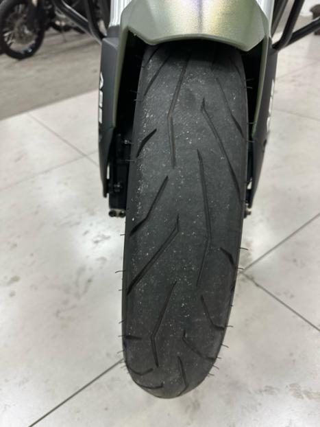 BAJAJ Dominar 400 , Foto 7