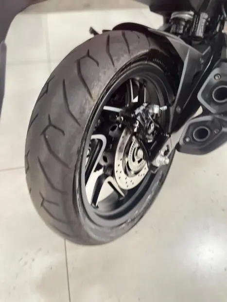 BAJAJ Dominar 400 , Foto 15