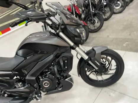 BAJAJ Dominar 400 , Foto 2