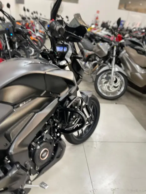 BAJAJ Dominar 400 , Foto 10