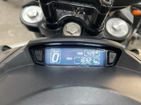 BAJAJ Dominar 400 , Foto 12