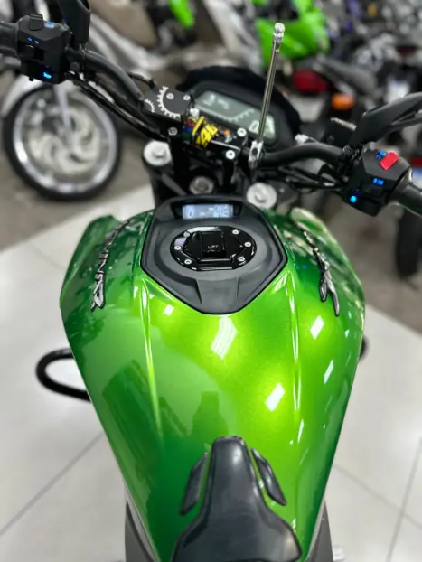 BAJAJ Dominar 400 , Foto 6 BAJAJ Dominar 400 , Foto 6