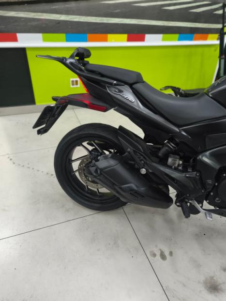 BAJAJ Dominar 400 , Foto 4