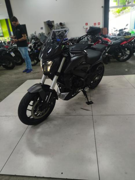 BAJAJ Dominar 400 , Foto 6