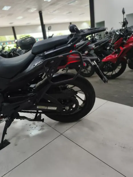 BAJAJ Dominar 400 , Foto 10