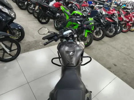 BAJAJ Dominar 400 , Foto 13