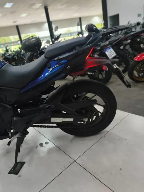 BAJAJ Dominar 400 , Foto 11