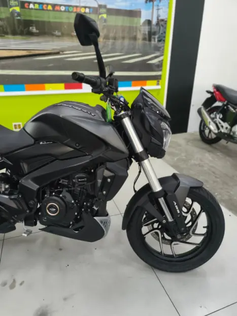 BAJAJ Dominar 400 , Foto 3