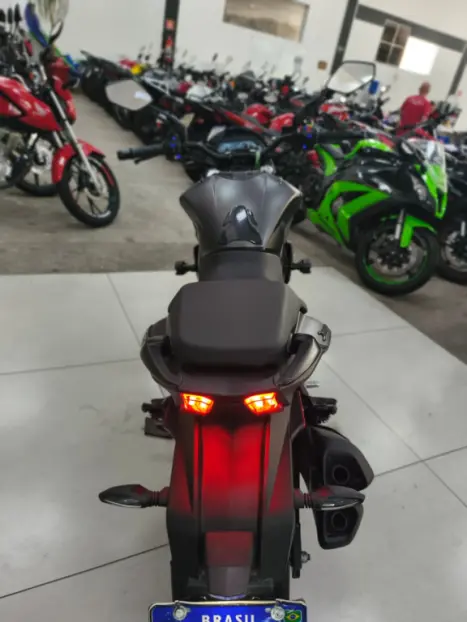 BAJAJ Dominar 400 , Foto 11