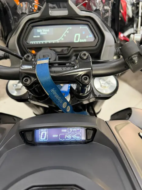 BAJAJ Dominar 400 , Foto 2