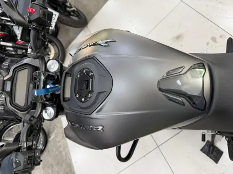 BAJAJ Dominar 400 , Foto 4