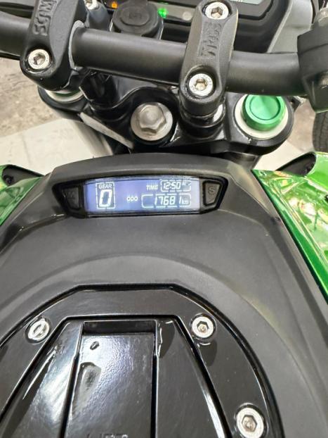 BAJAJ Dominar 400 , Foto 4