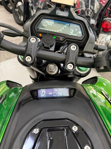 BAJAJ Dominar 400 , Foto 14