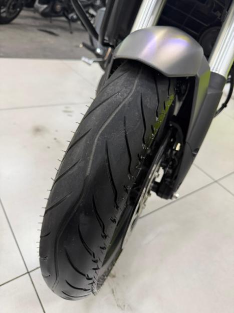 BAJAJ Dominar 400 , Foto 2