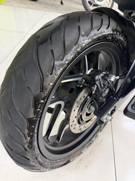 BAJAJ Dominar 400 , Foto 8