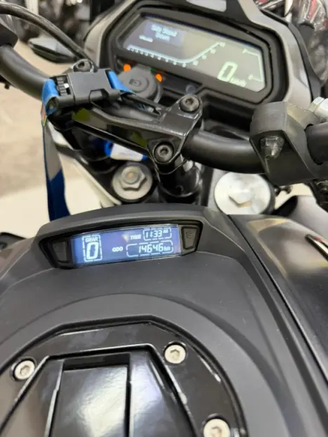BAJAJ Dominar 400 , Foto 12